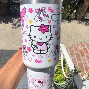 Hello kitty tumbler 40 oz